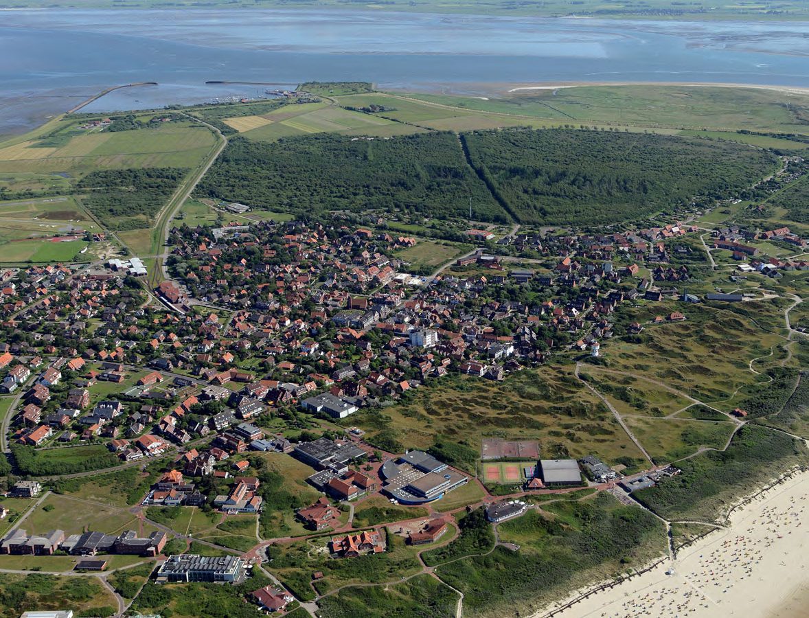 Luftaufnahme Langeoog - Appartmentvilla Lüttjeod - Ferienimmobilie Nordsee Langeoog